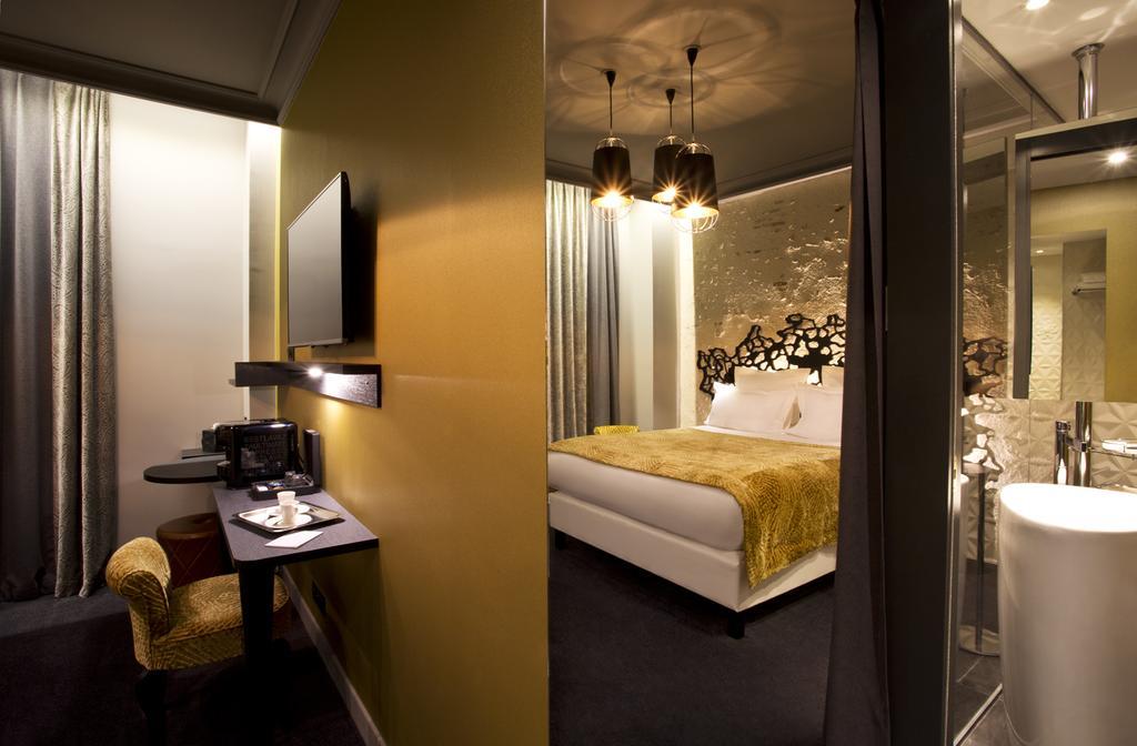 Doppelzimmer Signature