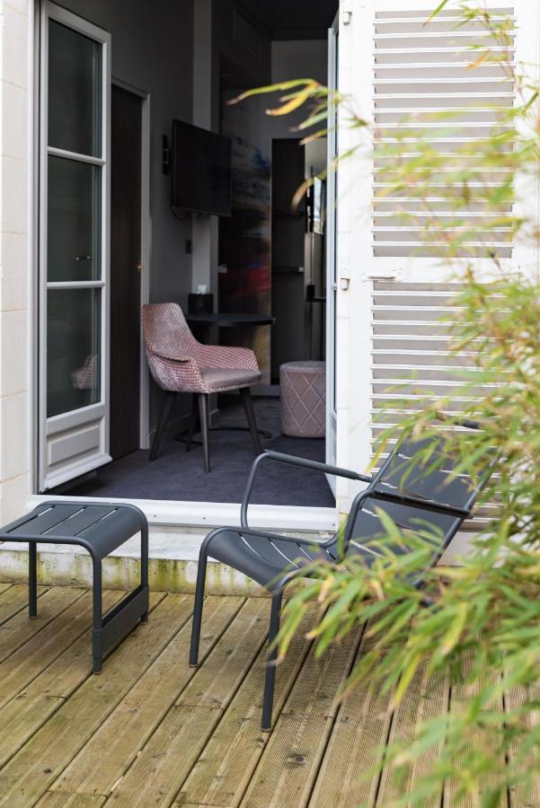 Doppel- oder Zweibettzimmer Parenthese mit Terrasse